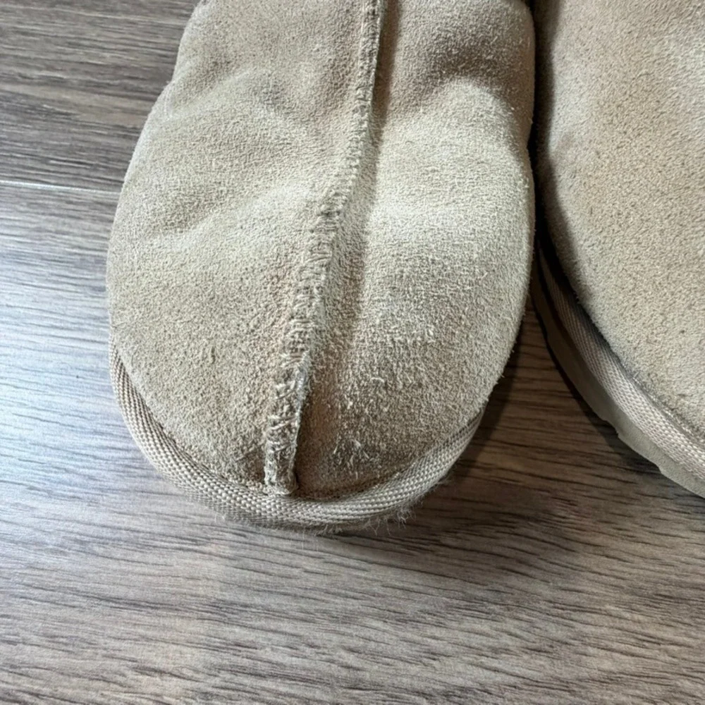 UGG Kids Tasman Suede Slippers Tan Teal Braid Trim Size 4 1019066K Slide Casual